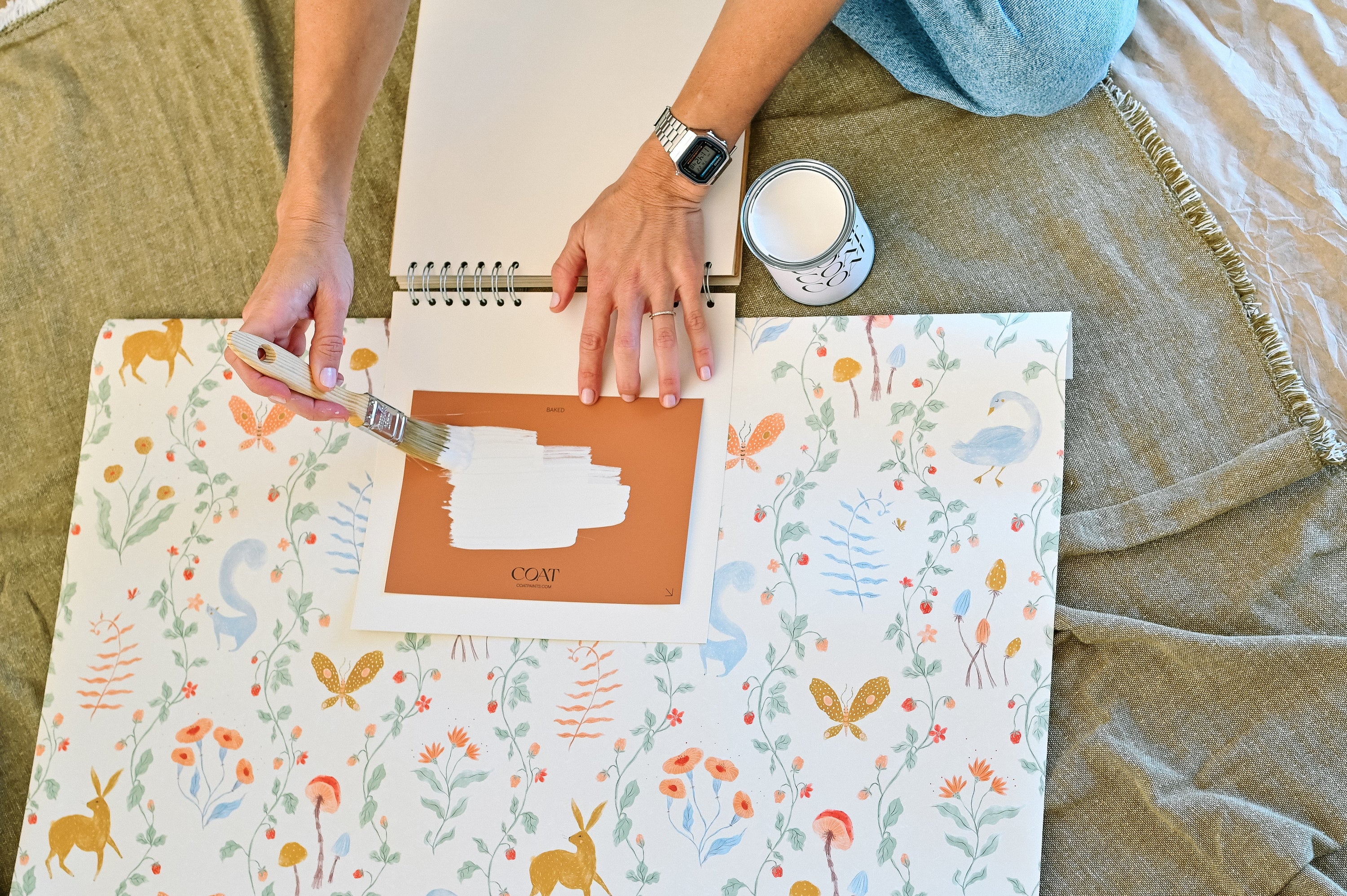 How to Match Paint with Wallpaper: What You Need to Know